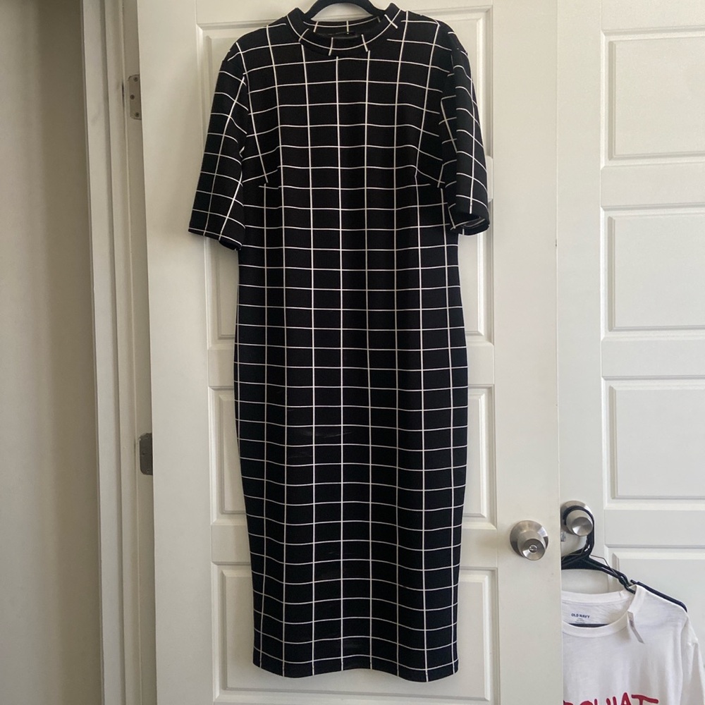 Black and White Grid Pattern Dress